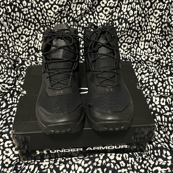 UA Micro G valsetz tactical boot - Picture 6 of 10